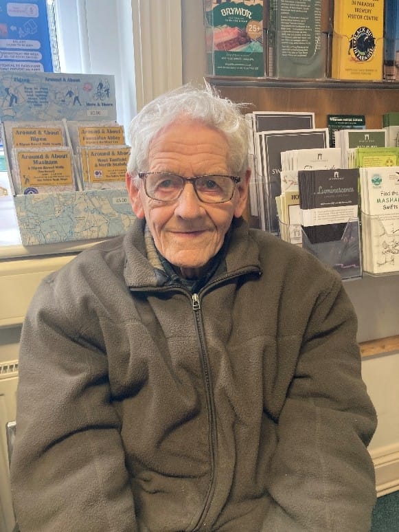 Mashamshire Community Office thanked for their support by local resident